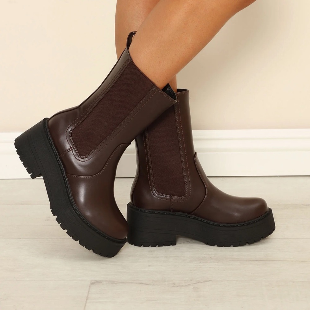 Leather brown lug sole platform boots
